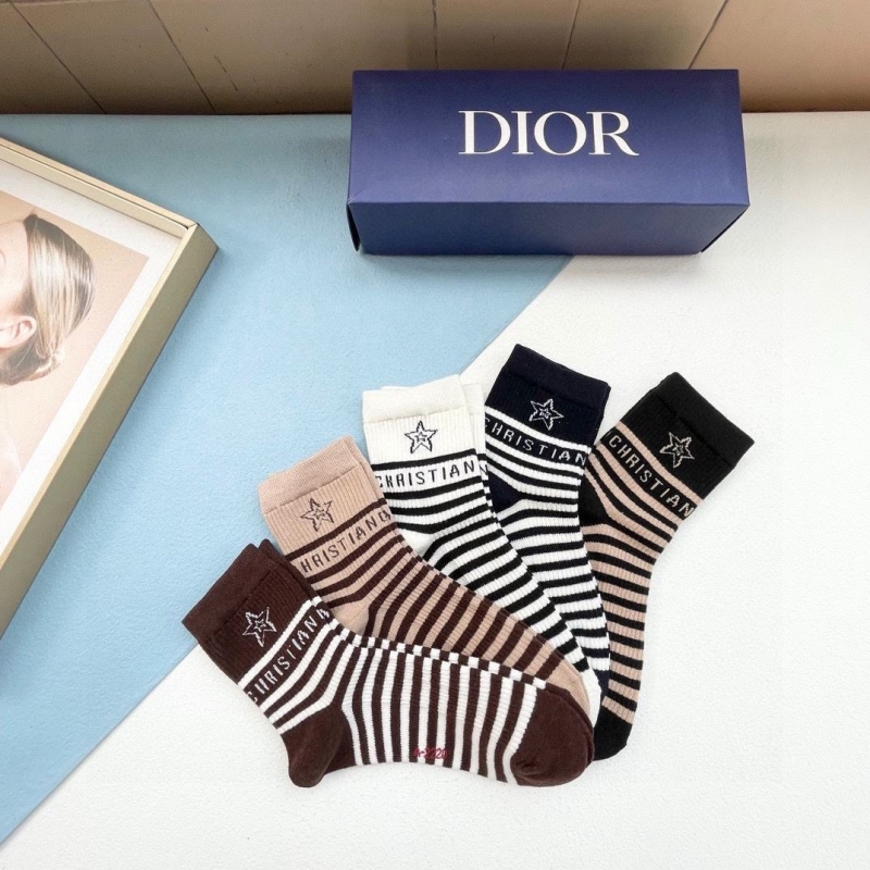 DIOR